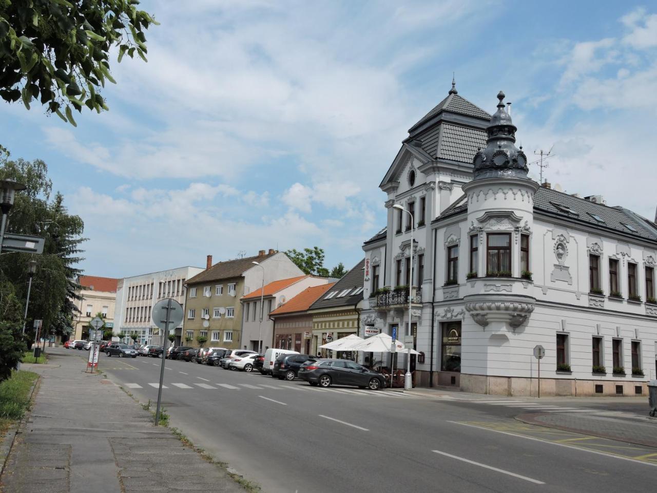 Olymp Penzion Komarno Exterior photo